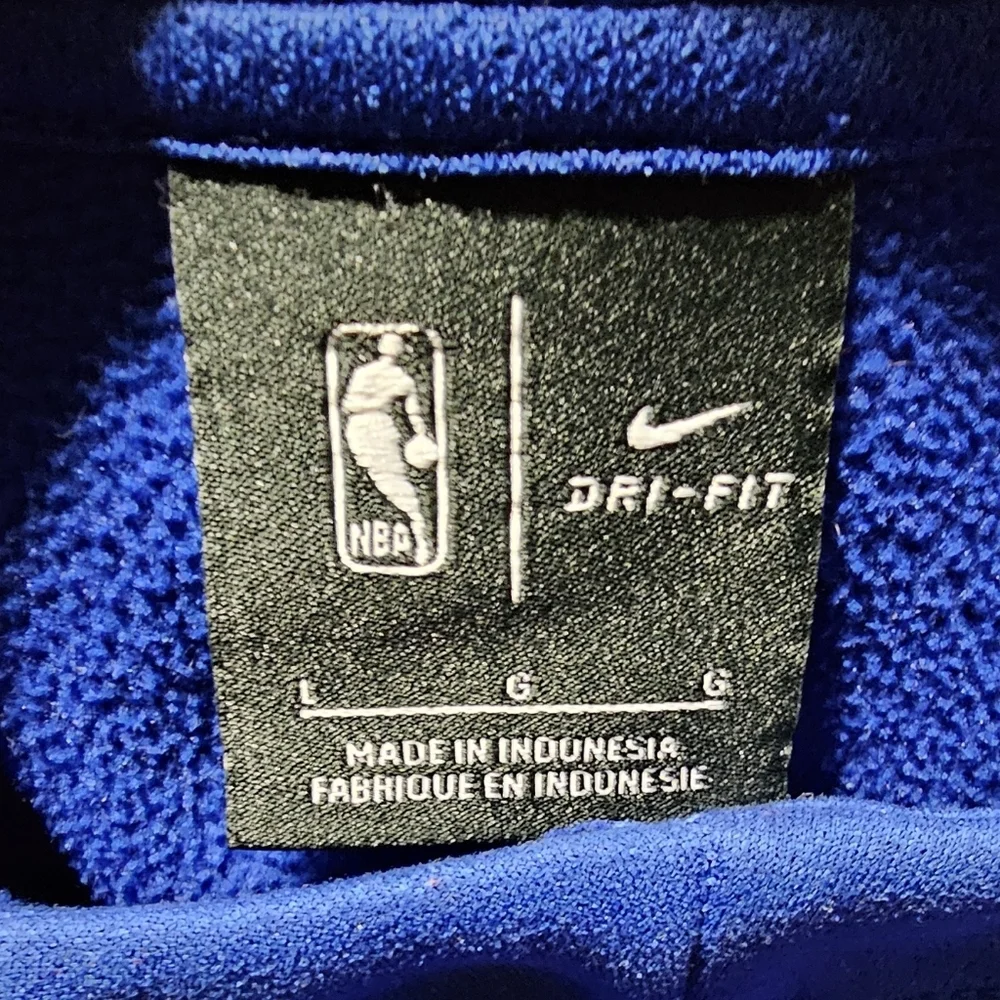 Nike NBA New York Basketball Hoodie - Picture 12 of 15